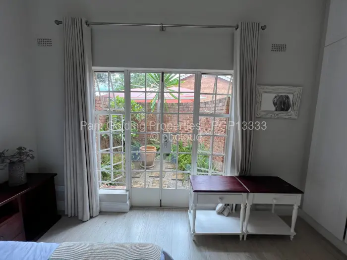 Townhouse/Cluster to Rent in Newlands, Harare