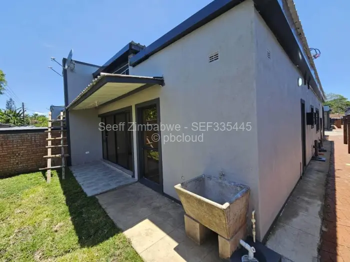 Townhouse/Cluster to Rent in Strathaven, Harare