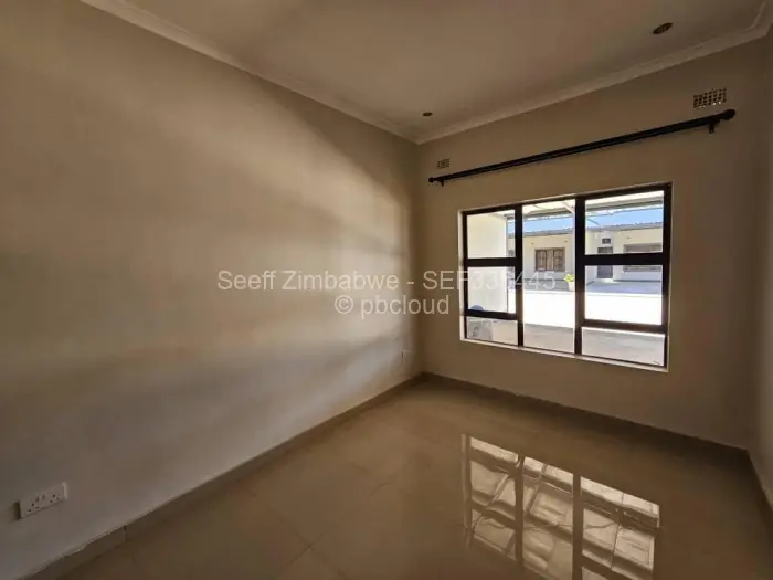 Townhouse/Cluster to Rent in Strathaven, Harare