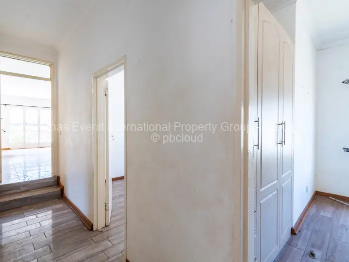 Townhouse/Cluster for Sale in Kamfinsa, Harare