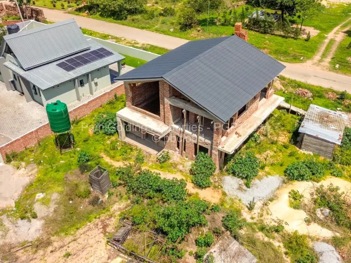 Townhouse/Cluster for Sale in Arlington, Harare