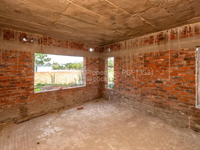 Townhouse/Cluster for Sale in Arlington, Harare