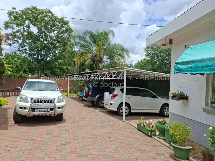 4 Bedroom House for Sale in Hillside Byo, Bulawayo