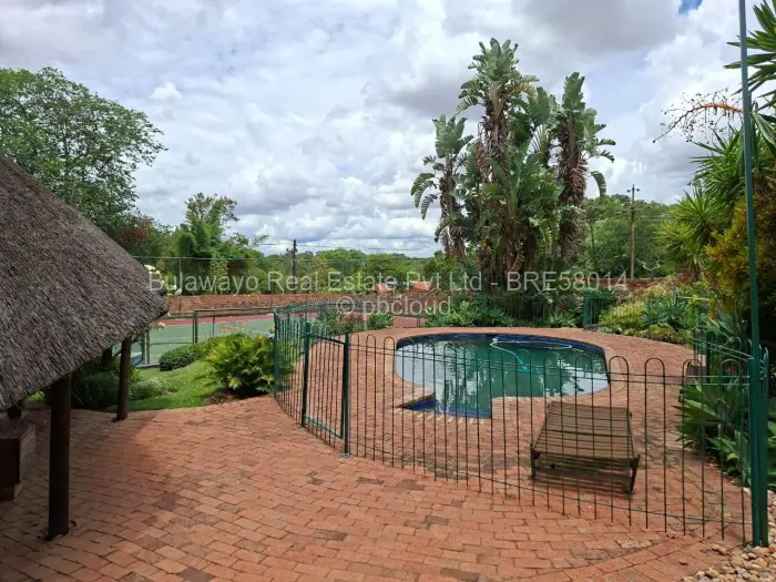 4 Bedroom House for Sale in Hillside Byo, Bulawayo