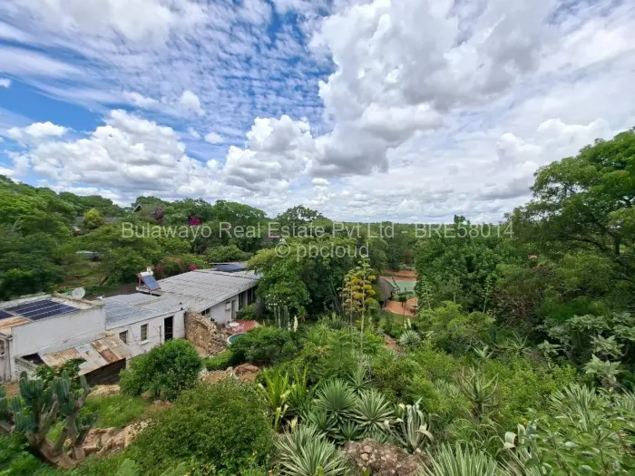 4 Bedroom House for Sale in Hillside Byo, Bulawayo