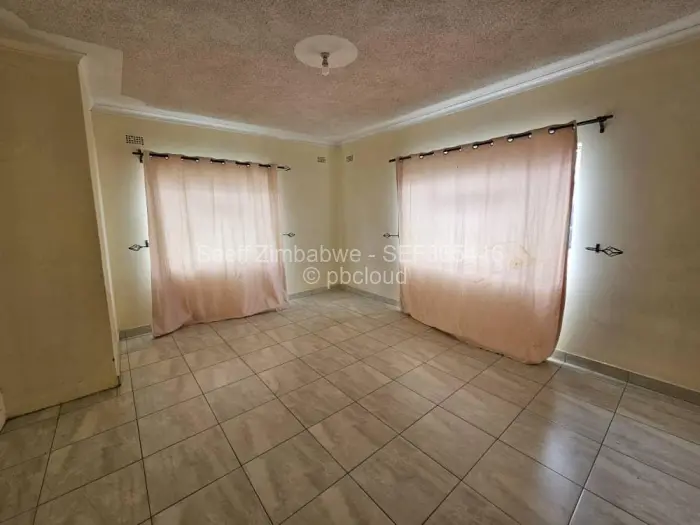 5 Bedroom House to Rent in Monavale