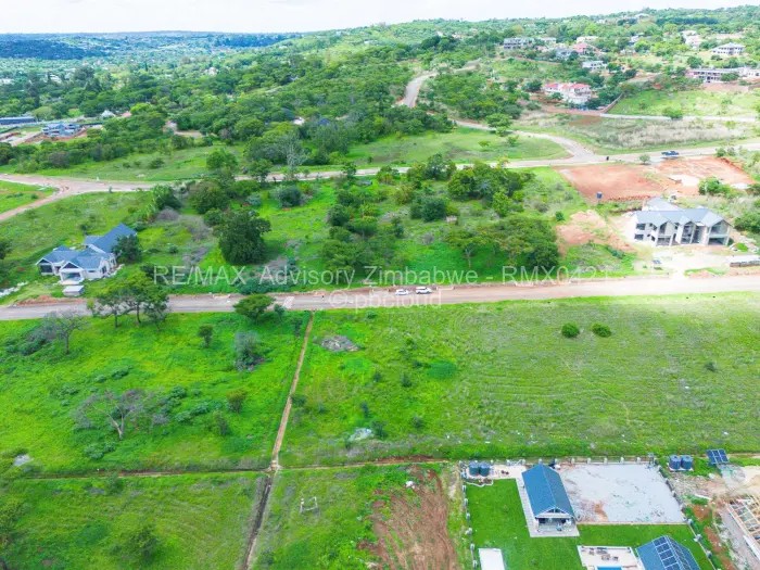 Residential Stand for Sale in Borrowdale Brooke, Harare