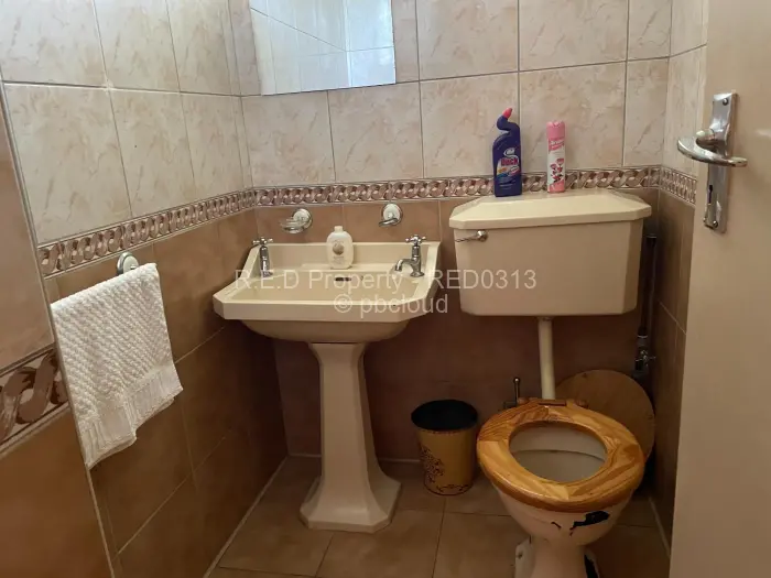 3 Bedroom House for Sale in Hillside Byo, Bulawayo