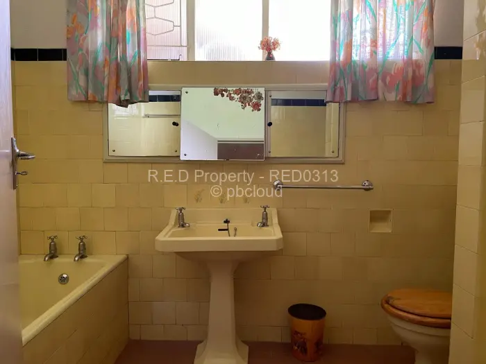 3 Bedroom House for Sale in Hillside Byo, Bulawayo