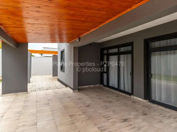 Townhouse/Cluster for Sale in Greendale, Harare