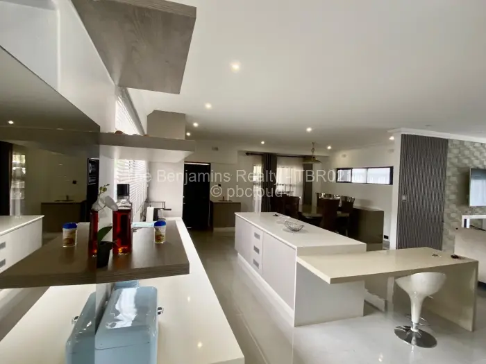 Townhouse/Cluster to Rent in Mount Pleasant