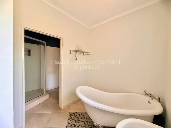 4 Bedroom House for Sale in Zimre Park, Harare