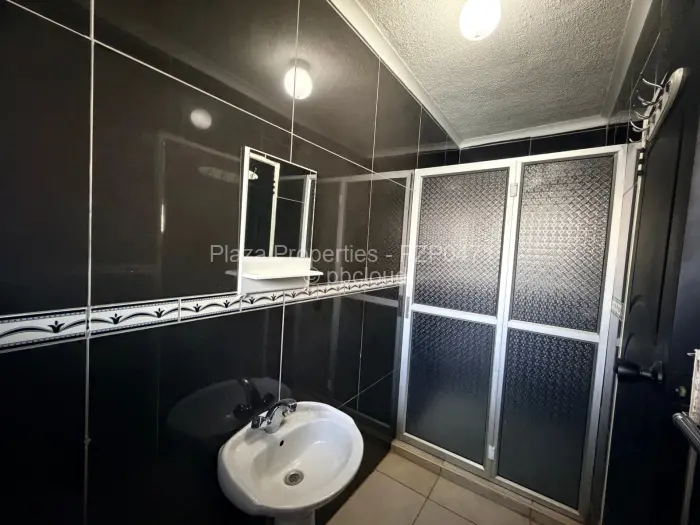 4 Bedroom House for Sale in Zimre Park, Harare