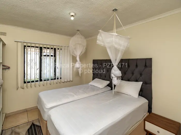 4 Bedroom House for Sale in Zimre Park, Harare