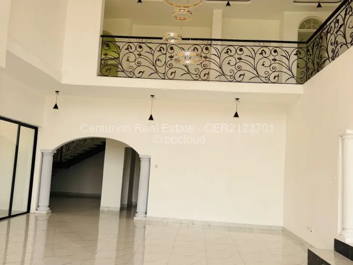 Townhouse/Cluster for Sale in Borrowdale, Harare