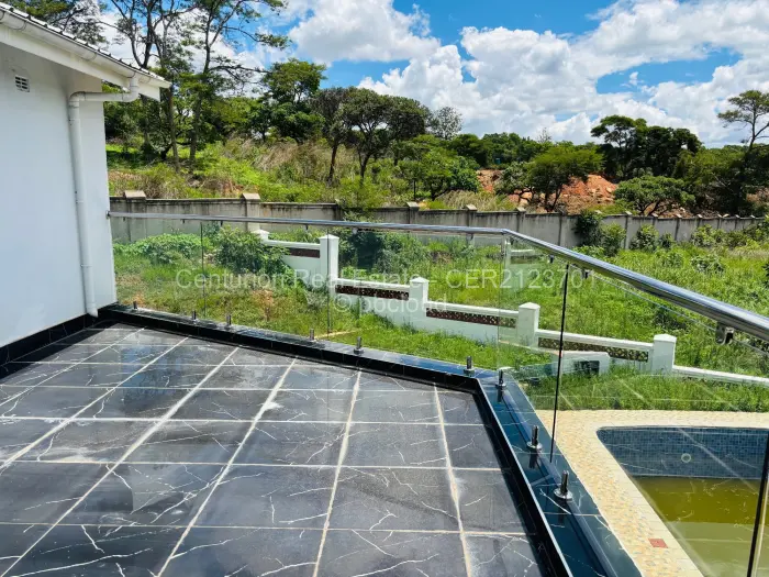 Townhouse/Cluster for Sale in Borrowdale, Harare