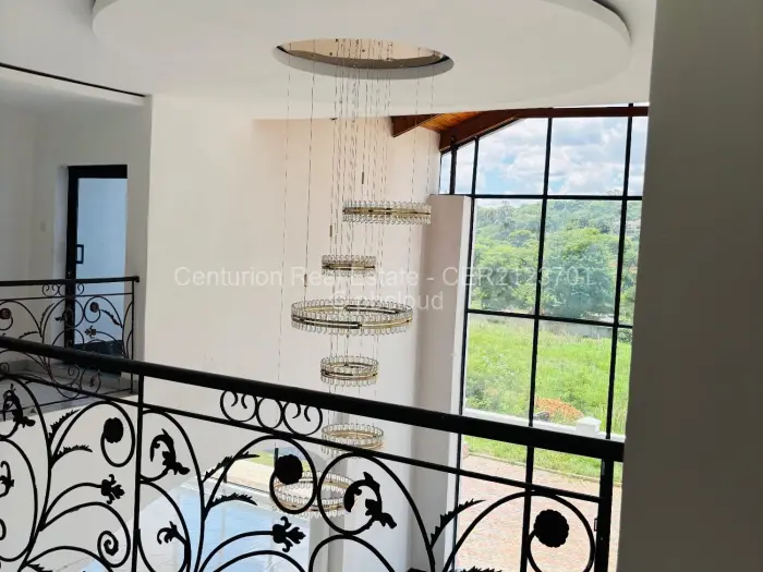 Townhouse/Cluster for Sale in Borrowdale, Harare