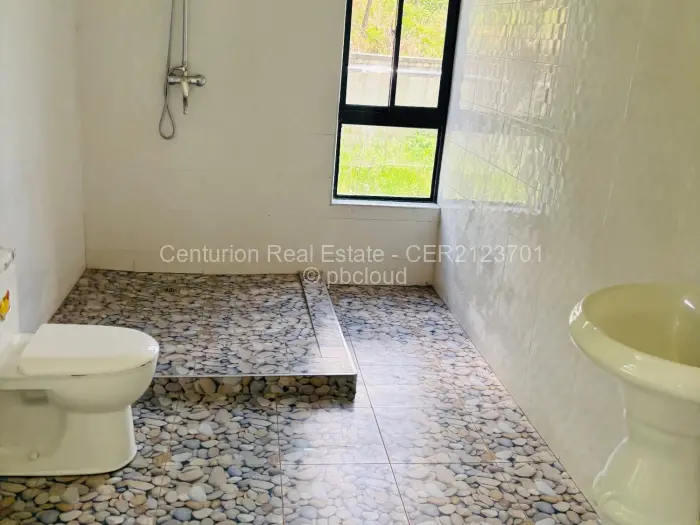 Townhouse/Cluster for Sale in Borrowdale, Harare