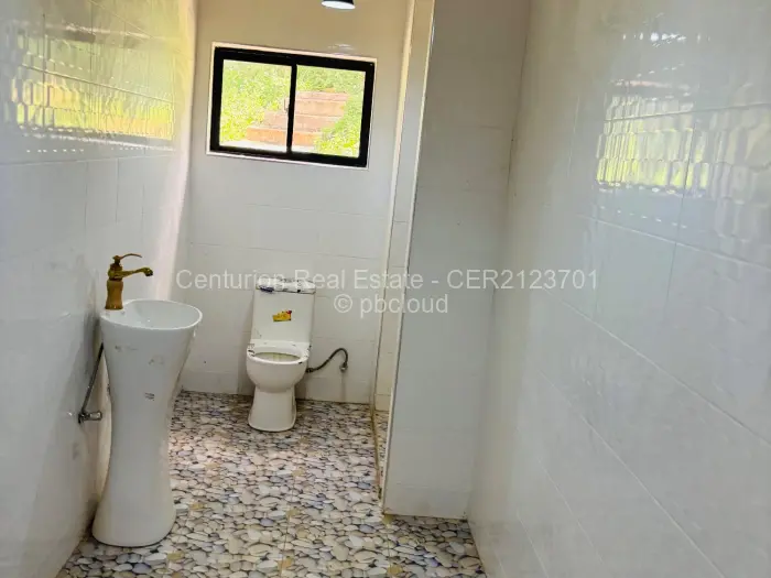 Townhouse/Cluster for Sale in Borrowdale, Harare