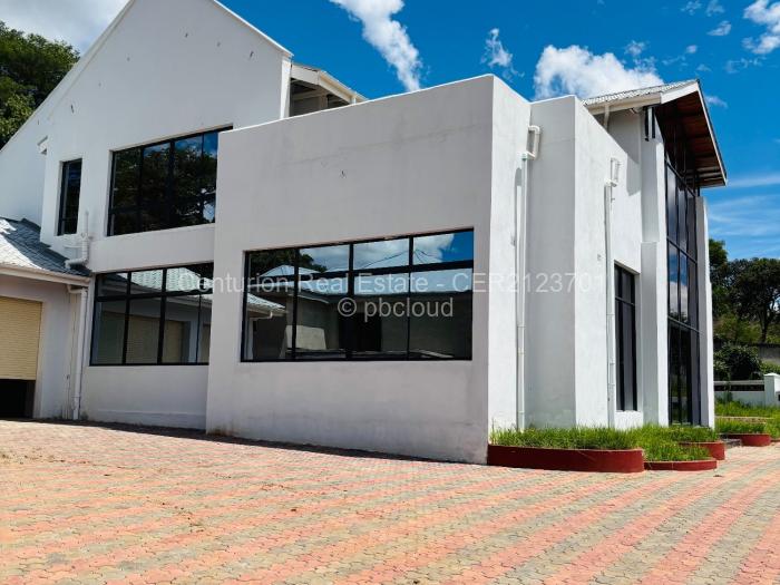 Townhouse/Cluster for Sale in Borrowdale, Harare