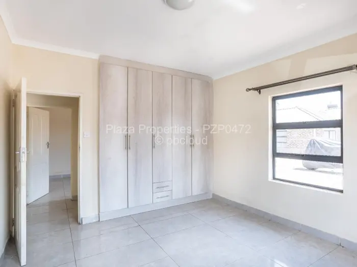 Townhouse/Cluster for Sale in Mabelreign, Harare