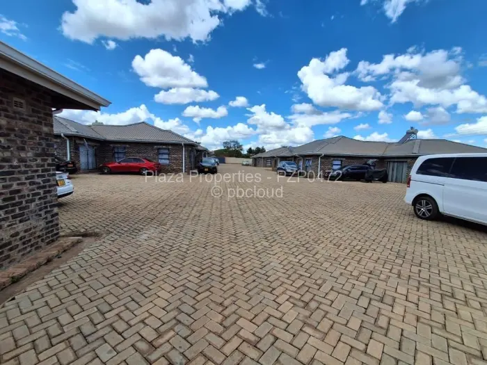 Townhouse/Cluster for Sale in Haig Park, Harare