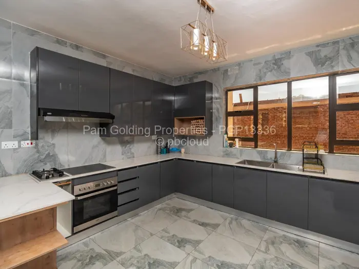 Townhouse/Cluster for Sale in Quinnington, Harare