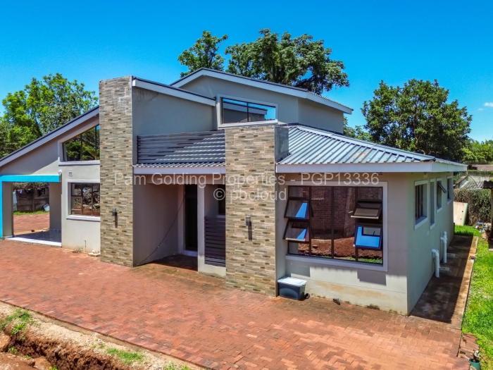 Townhouse/Cluster for Sale in Quinnington, Harare