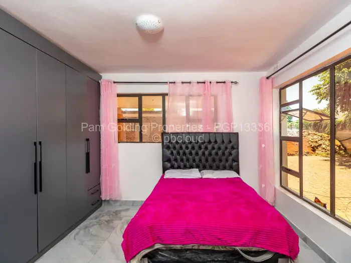 Townhouse/Cluster for Sale in Quinnington, Harare