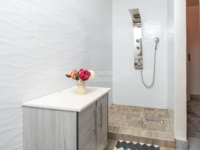 Townhouse/Cluster for Sale in Quinnington, Harare