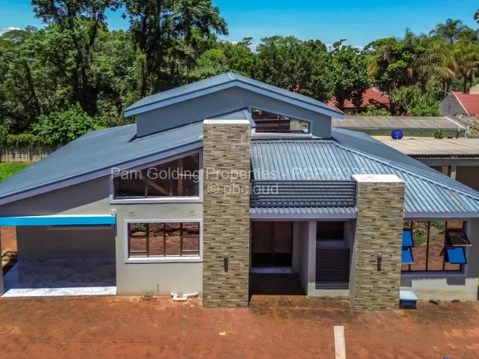 Townhouse/Cluster for Sale in Quinnington, Harare