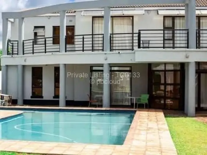 9 Bedroom House to Rent in Pomona, Harare