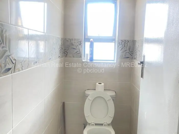 2 Bedroom House to Rent in Selbourne Park, Bulawayo