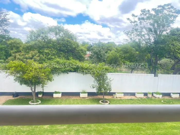 5 Bedroom House for Sale in Burnside, Bulawayo