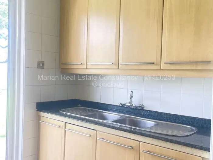 5 Bedroom House for Sale in Burnside, Bulawayo