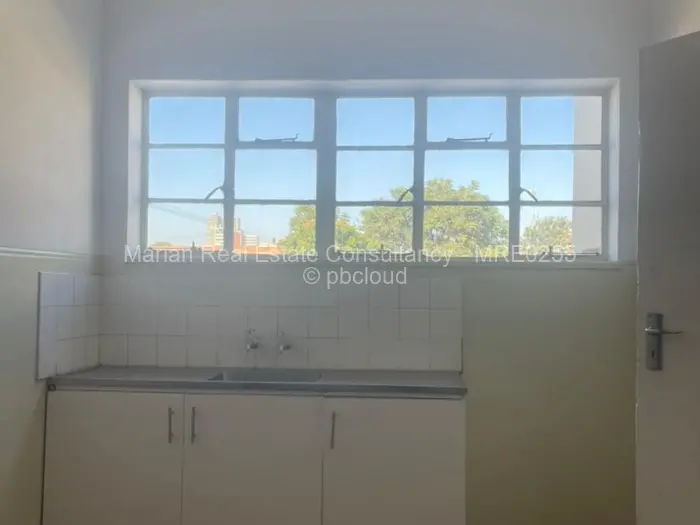 Flat/Apartment to Rent in Bulawayo City Centre, Bulawayo