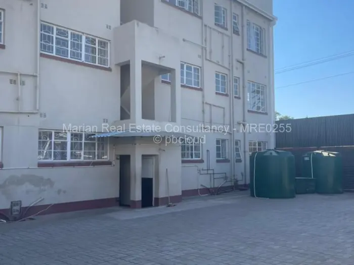 Flat/Apartment to Rent in Bulawayo City Centre, Bulawayo