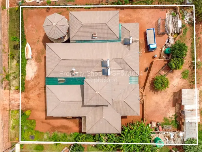 7 Bedroom House for Sale in The Grange, Harare