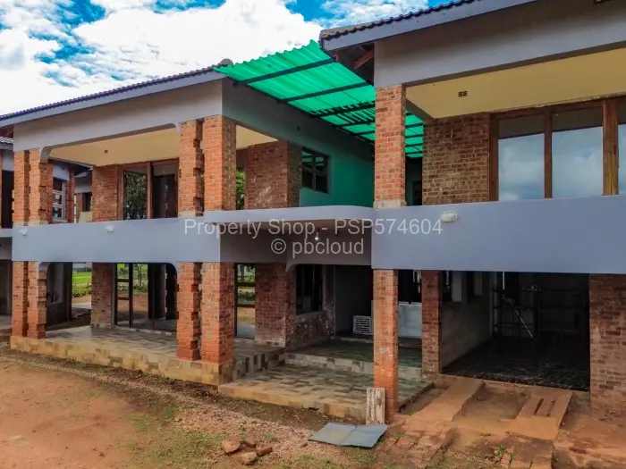 7 Bedroom House for Sale in The Grange, Harare