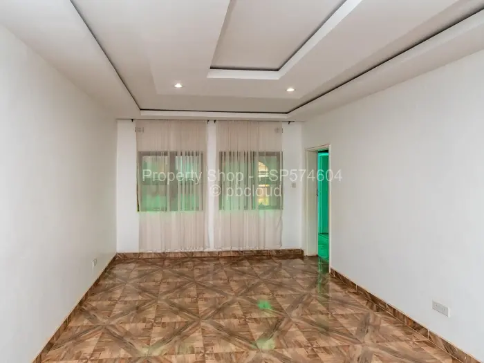 7 Bedroom House for Sale in The Grange, Harare