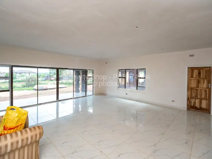 7 Bedroom House for Sale in The Grange, Harare