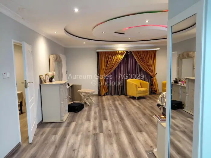 5 Bedroom House to Rent in Mount Pleasant, Harare