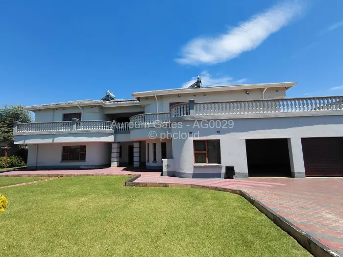 5 Bedroom House to Rent in Mount Pleasant, Harare