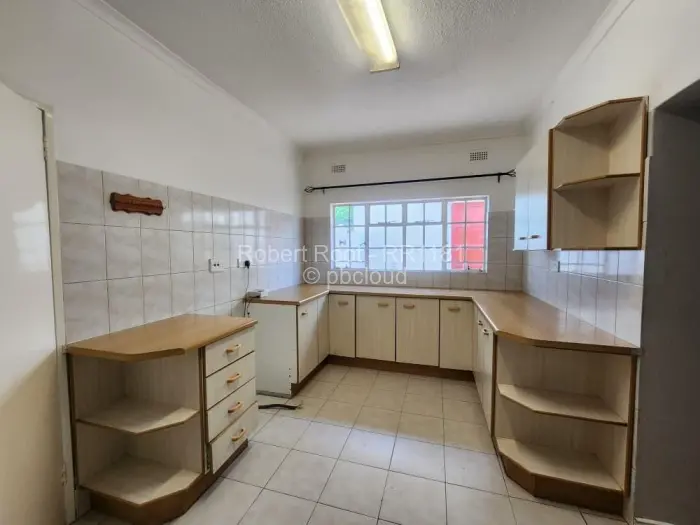 Townhouse/Cluster to Rent in Highlands