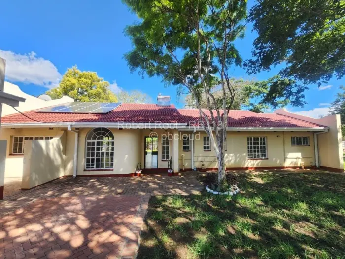 Townhouse/Cluster to Rent in Highlands