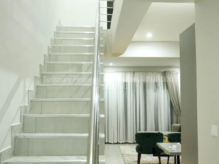 Townhouse/Cluster to Rent in Highlands