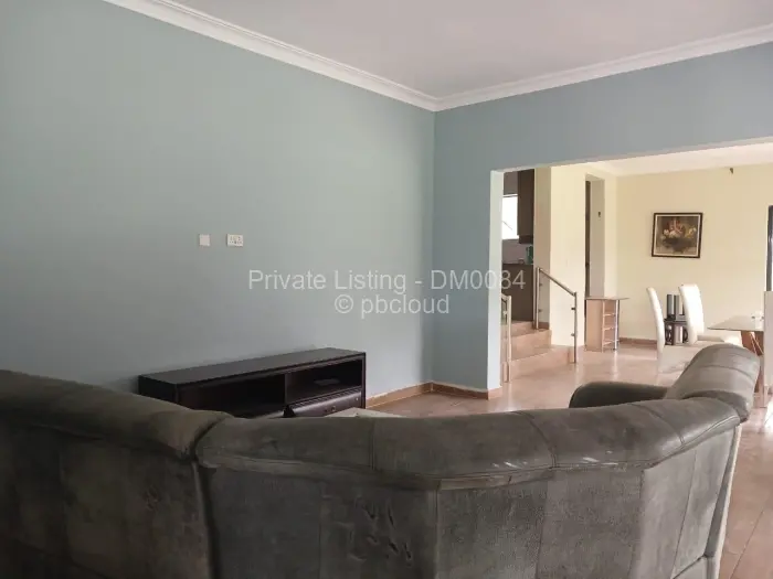 6 Bedroom House to Rent in Borrowdale, Harare