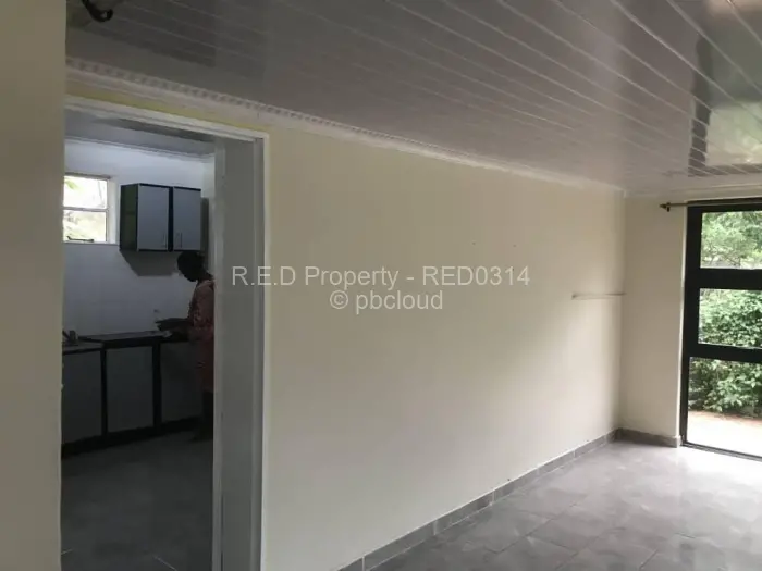 1 Bedroom Cottage/Garden Flat to Rent in Famona, Bulawayo