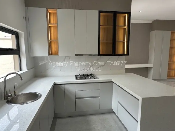 3 Bedroom Cottage/Garden Flat to Rent in Vainona