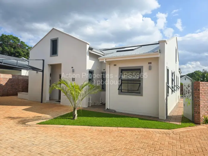 Townhouse/Cluster to Rent in Highlands, Harare